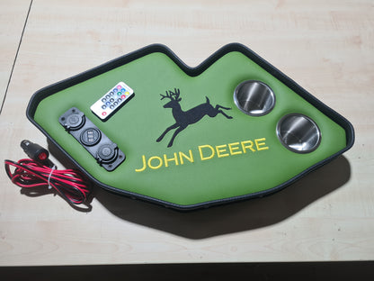 Traktorbord. John Deere 6-7