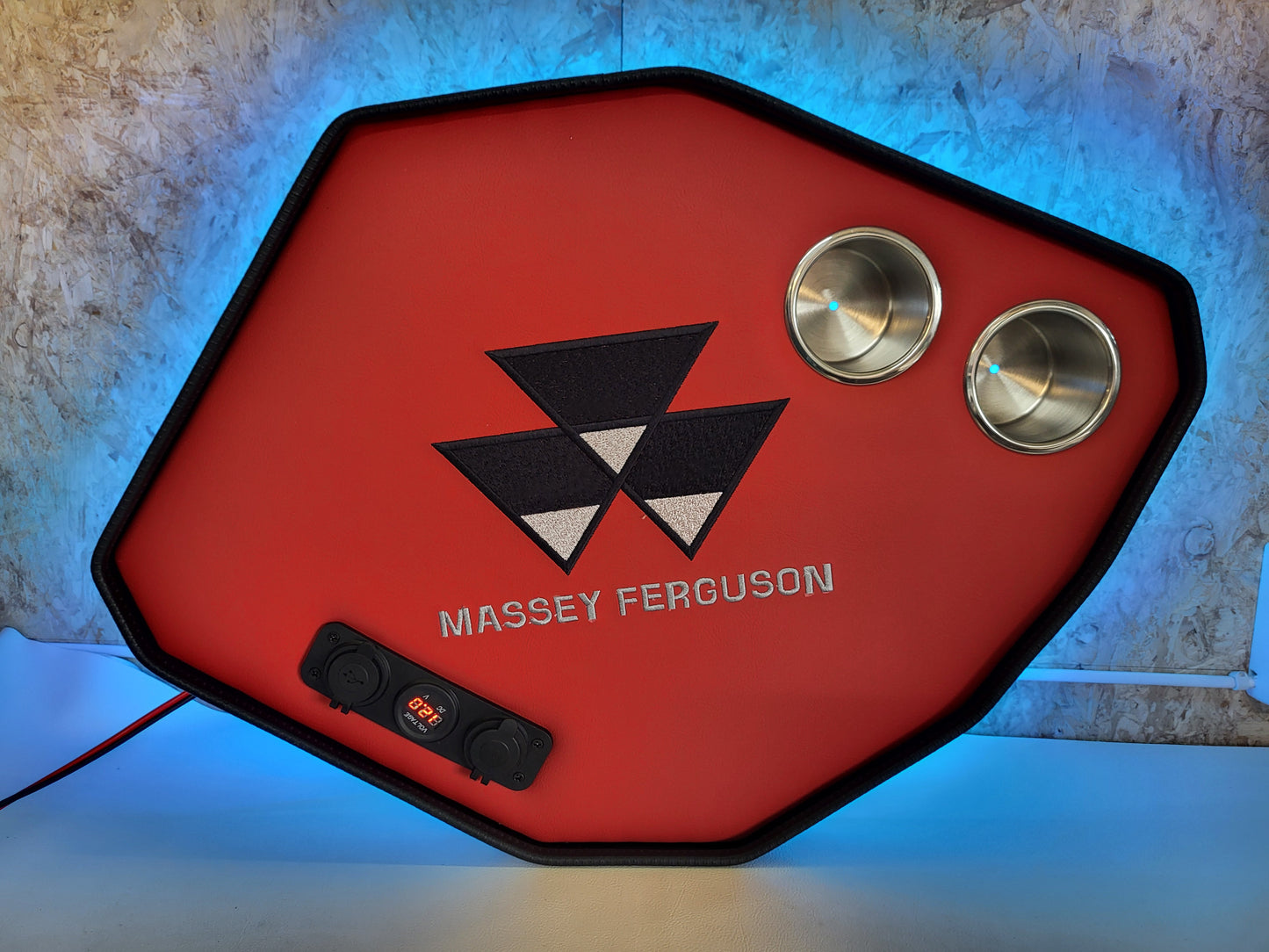 Traktorbord passer til Massey Ferguson 6S