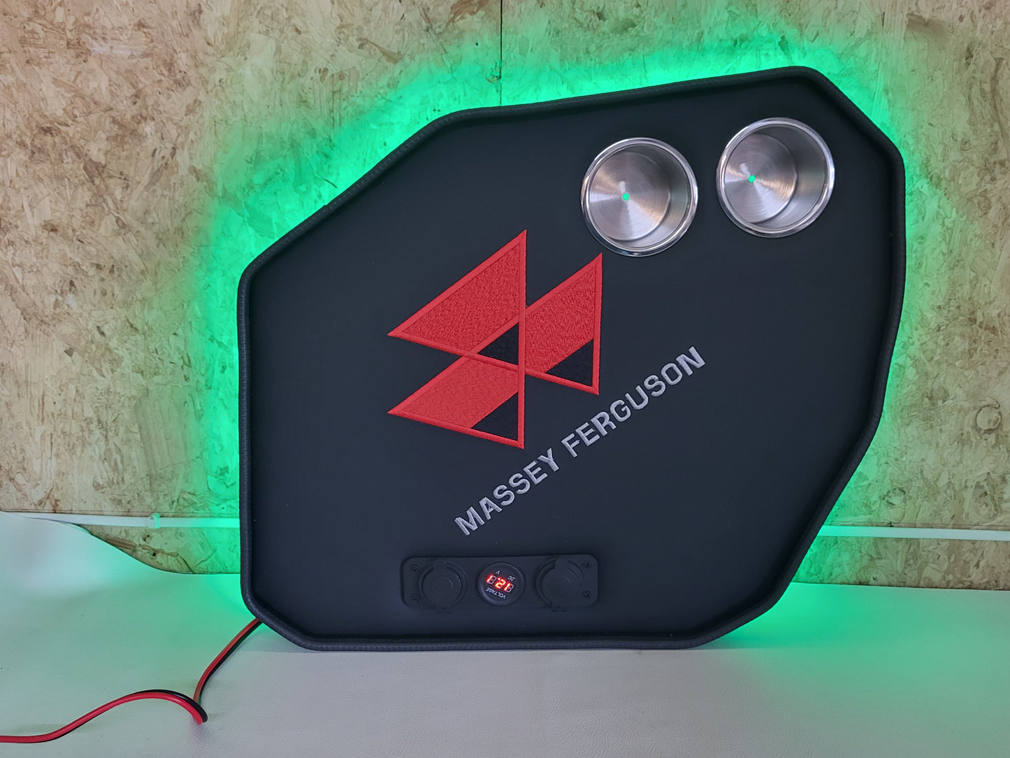 Traktorbord passer til Massey Ferguson 5M