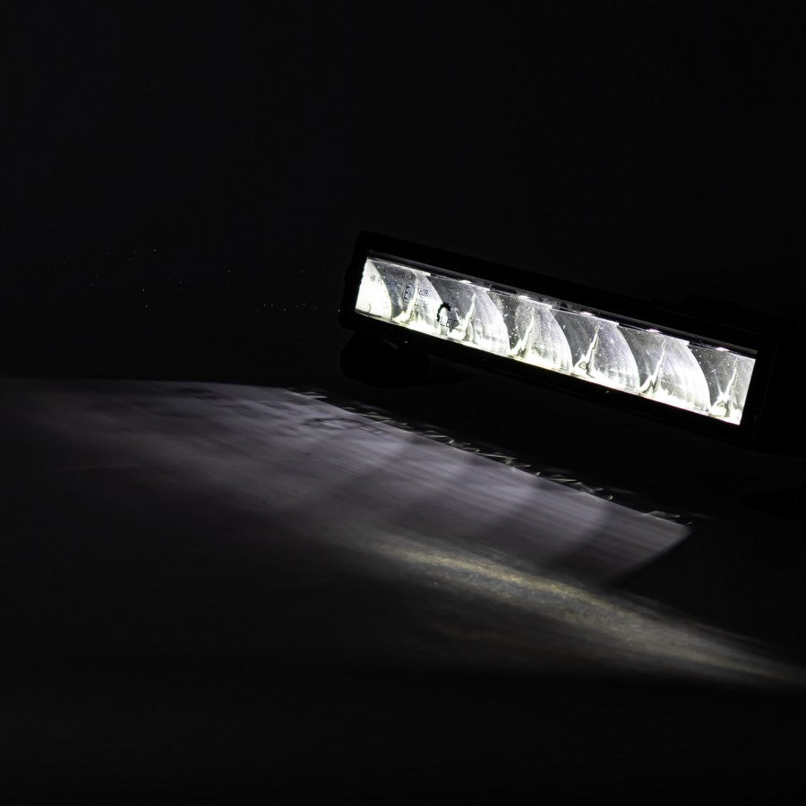 LED ekstralys / fjernlys med posisjonslysstripe, KAMAR - L3424