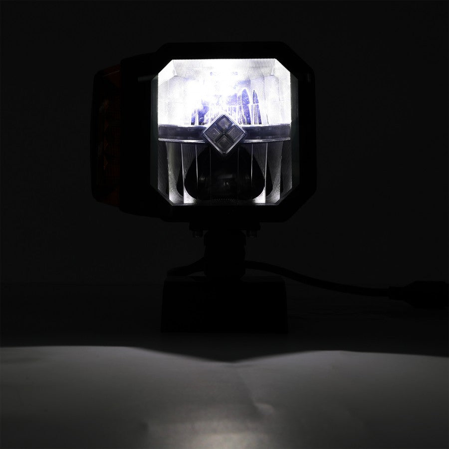 LED ekstralys med 5 lysfunksjoner (strobelys) og oppvarmet linse, MYKAMAR – L3439